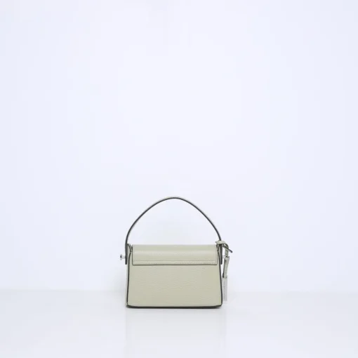 ALAN | OLIVE