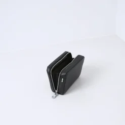 COOPER | BLACK