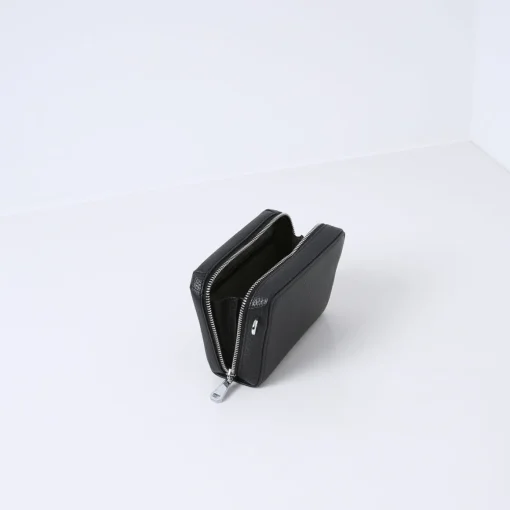 COOPER | BLACK