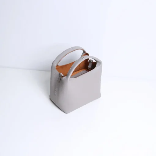 DAISY | TAUPE