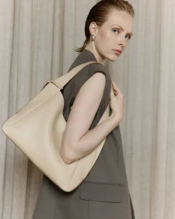 ELLES | LIMESTONE