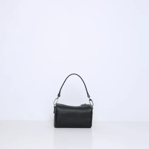 FIGU | BLACK