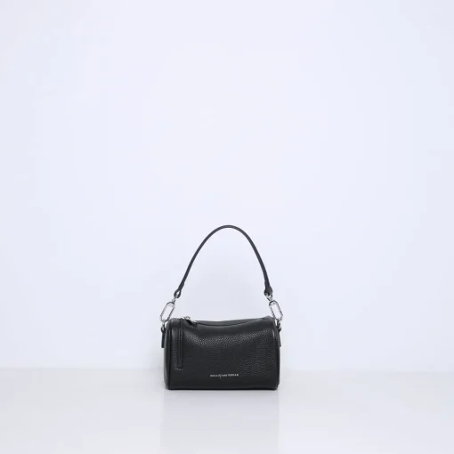 FIGU | BLACK