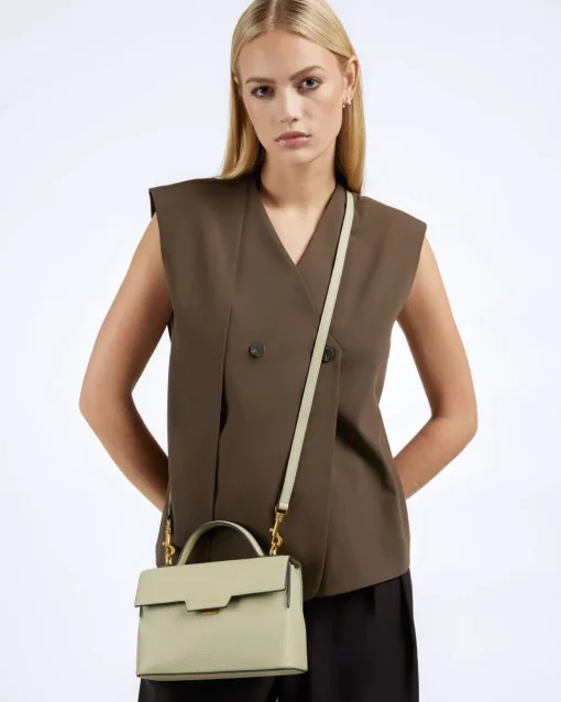 FLORA | OLIVE
