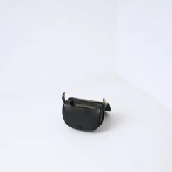 FRANKLIN | BLACK