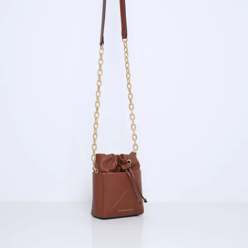 GINA (online exclusive) | CAMEL