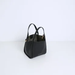 JANE | BLACK