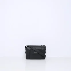 MEGAN | BLACK