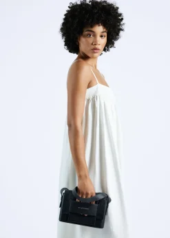 MEGAN | BLACK