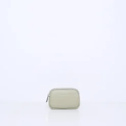 MILLER | OLIVE