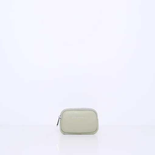 MILLER | OLIVE