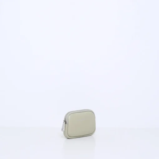 MILLER | OLIVE