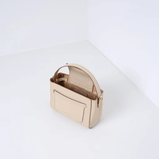 RIVER (online exclusive) | LIMESTONE