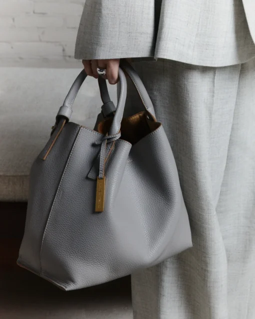 SCOTT | TAUPE