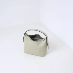 TARA | OLIVE