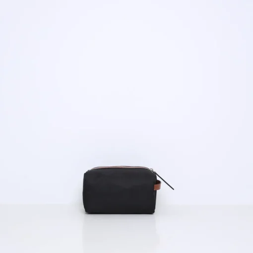TRAVEL POUCH | CAMEL