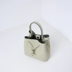 VIGO | OLIVE